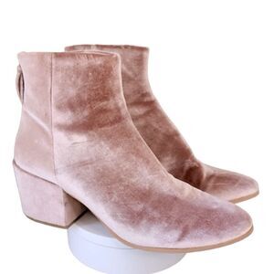 DOLCE VITA- WOMEN’S MIRRA LIGHT PINK CRUSHED VELVET BOOTS, Size 10.5